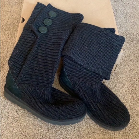 Ugg knit boots - Picture 1 of 3